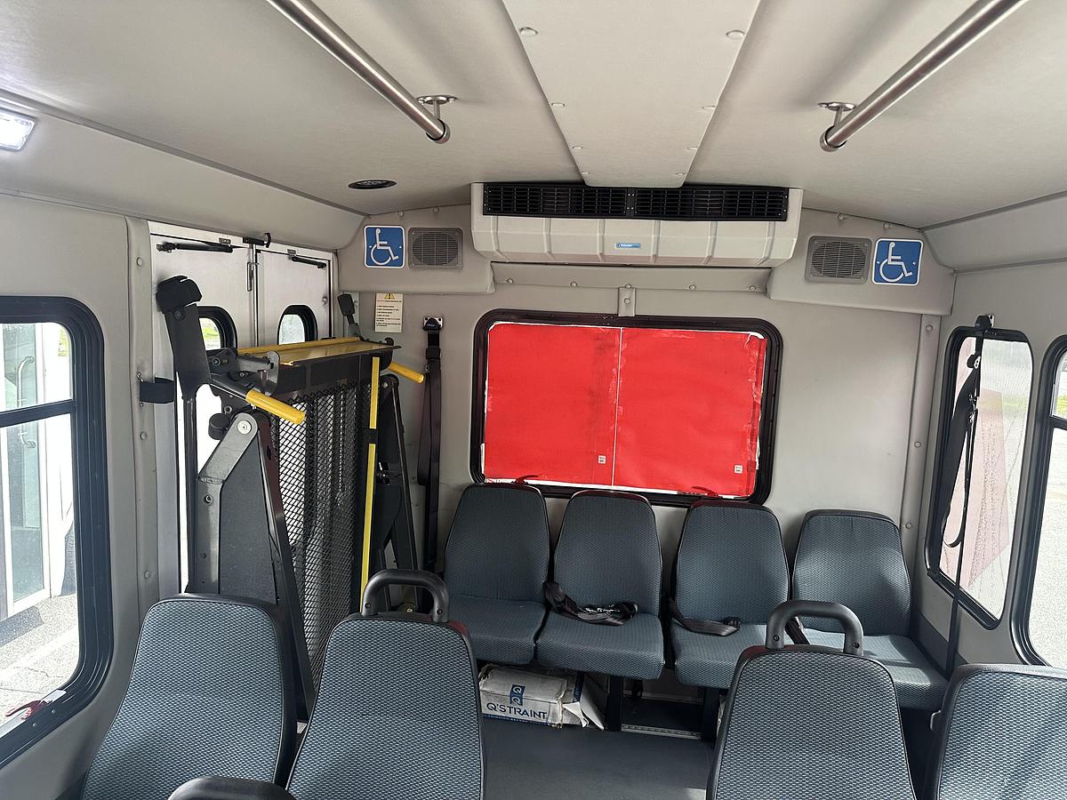 Used 2021 Ford E-450 24/2 Wheelchair Shuttle Bus