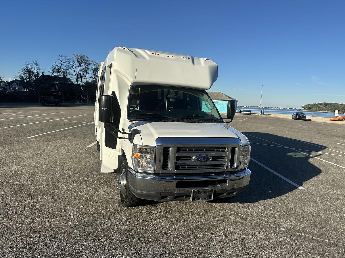 Refurbished 2018 Ford E-350 Non-CDL 13/2 Wheelchair Shuttle Bus