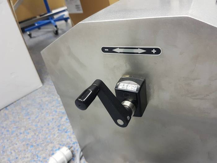 Used BAUSCH+STRÖBEL EDM3295 Volumetric Filling Machine