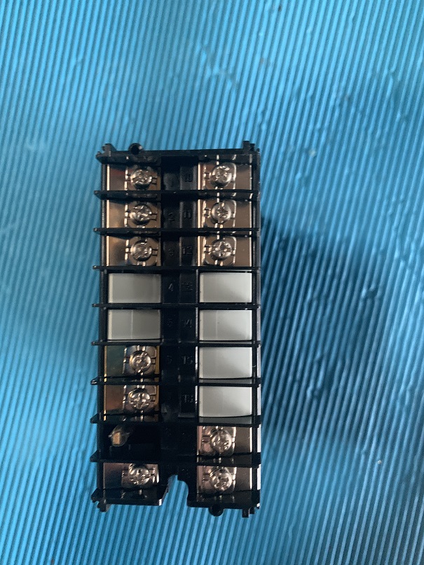 Used RKC DB-480B2C-V temperature controller