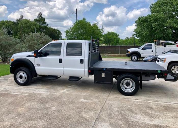 Used 2011 Ford F550 XLT Crew Cab 4x2 Flatbed