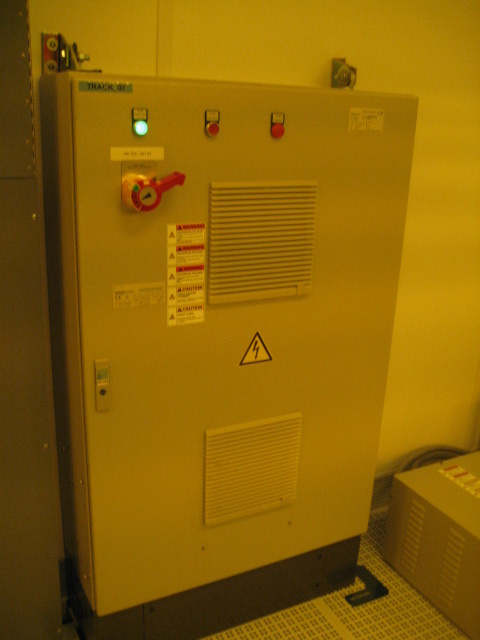 Used Suss Microtec ACS 800 Coater Developer