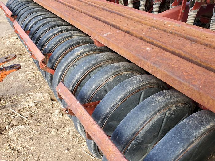 Used 12' International 6200 Grain Drill w/ Small Seed