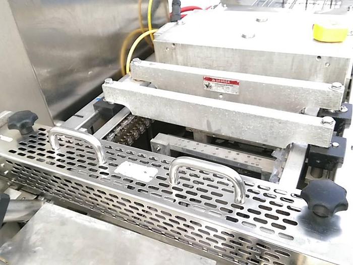 Used 2007 Multivac R140 Rollstock Thermoformer Machine