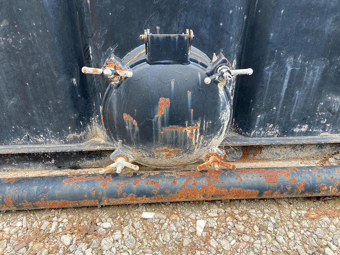 Used NA Closed Top Mix Tank