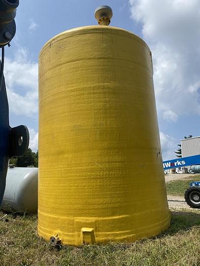 Used B & D Plastics LLC 8,224 gallon vertical Dual-Laminate tank