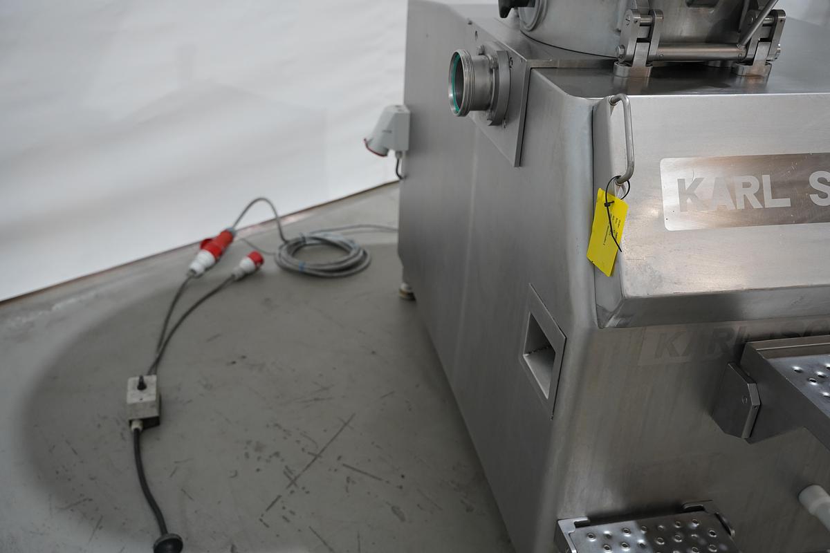 Gebruikt 2000 Karl Schnell Vacuümvulmachine,Type 576-SE