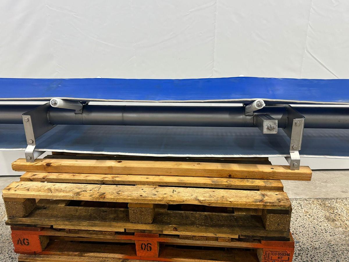 Gebruikt 2002 Inpak Bravi Transportband, Trogvorm