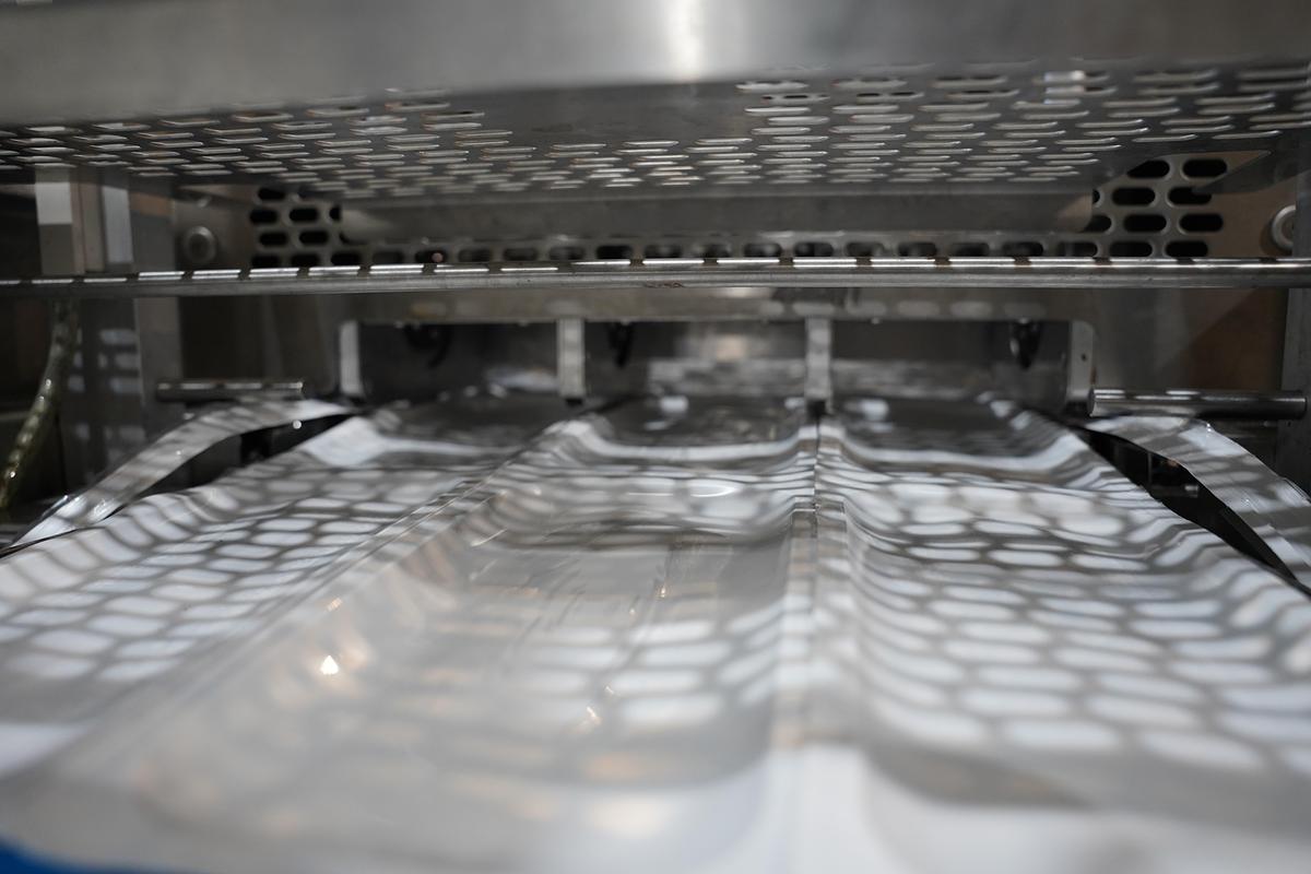 Gebruikt 2019 Multivac Thermoformverpakkingsmachine, Type R270CD