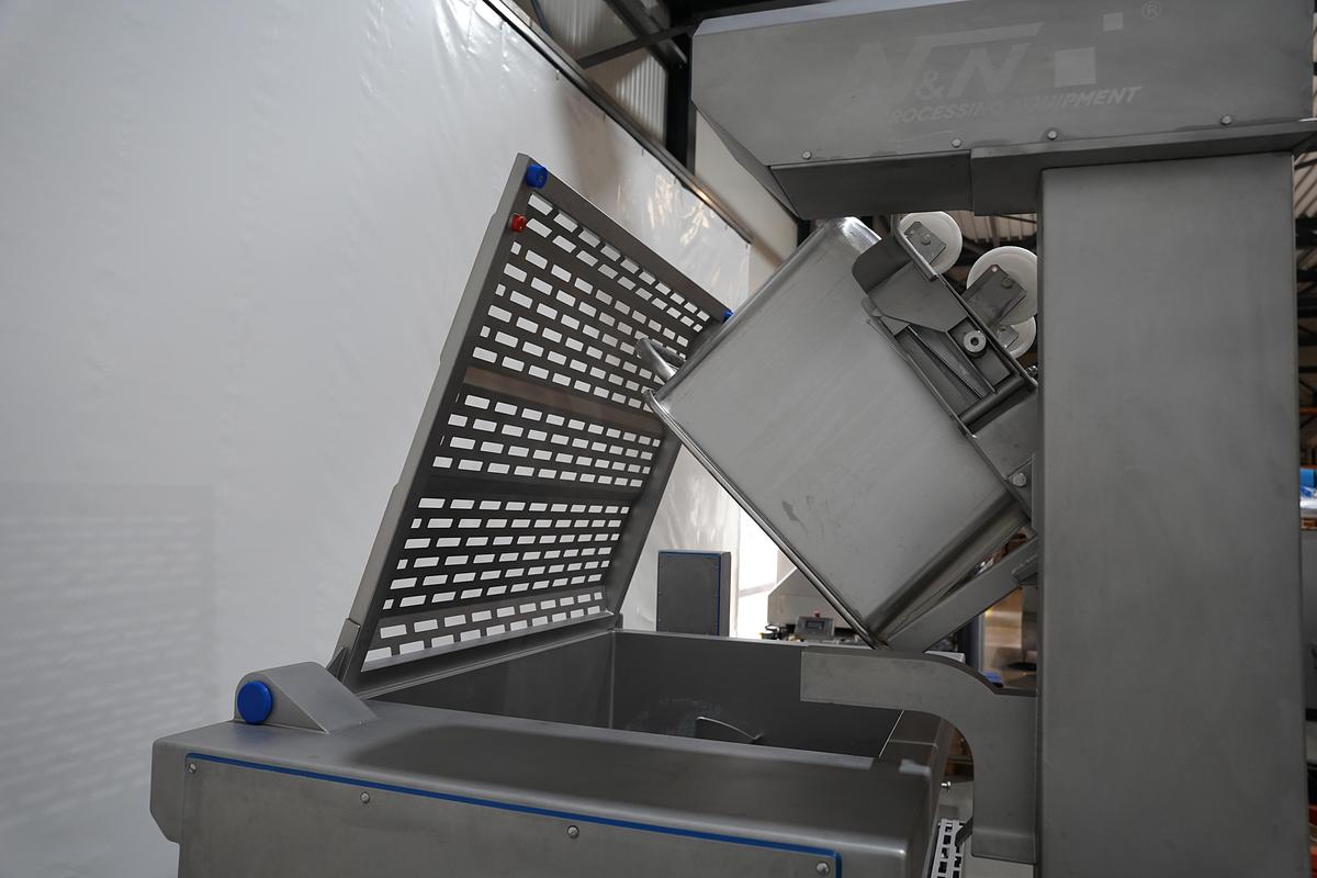 Gebruikt 2022 N&N mixer