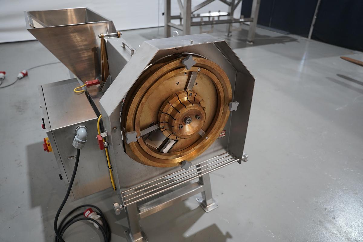 Gebruikt Urschel OV Cross-cut slicer