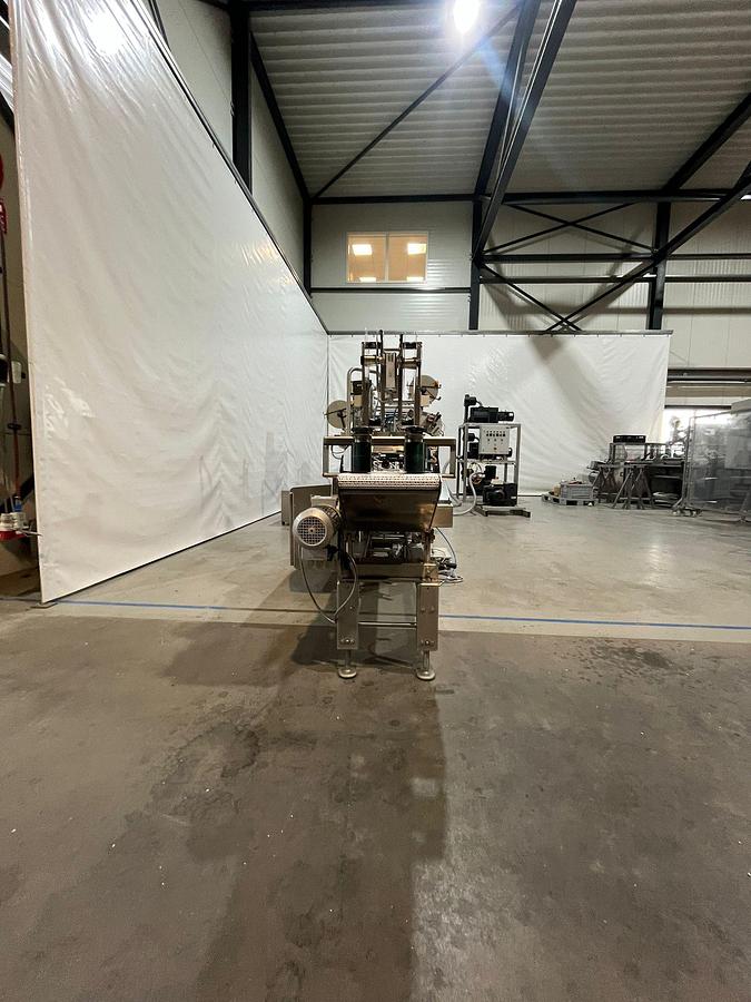 Gebruikt 2008 Multivac Dieptrekverpakkingsmachine R245