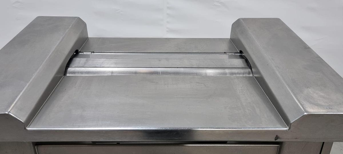 Gebruikt 2004 Maja Onthuidmachine, EVM 3006