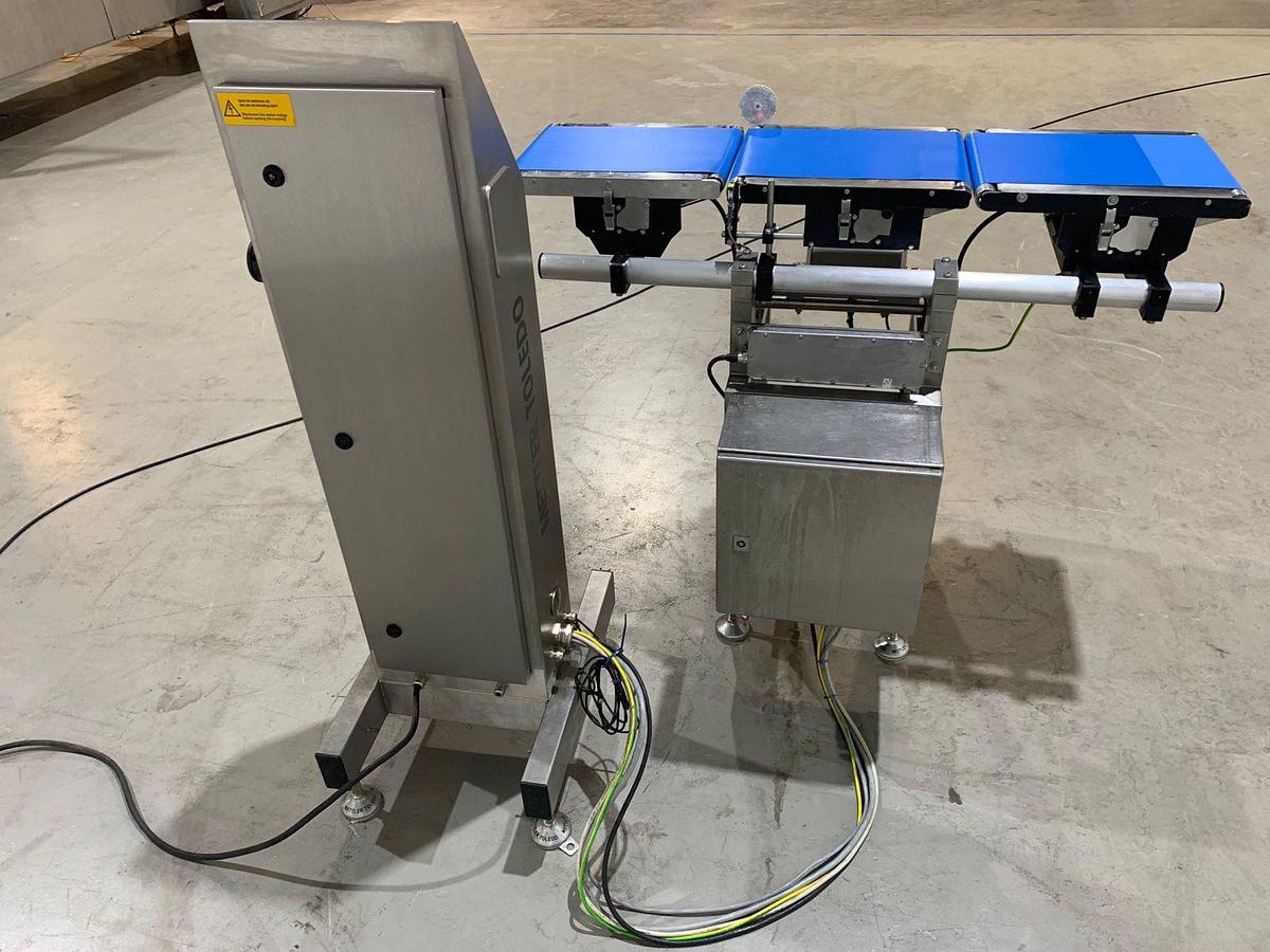 Used 2016 Mettler Toledo Checkweger, XE 3 DMS