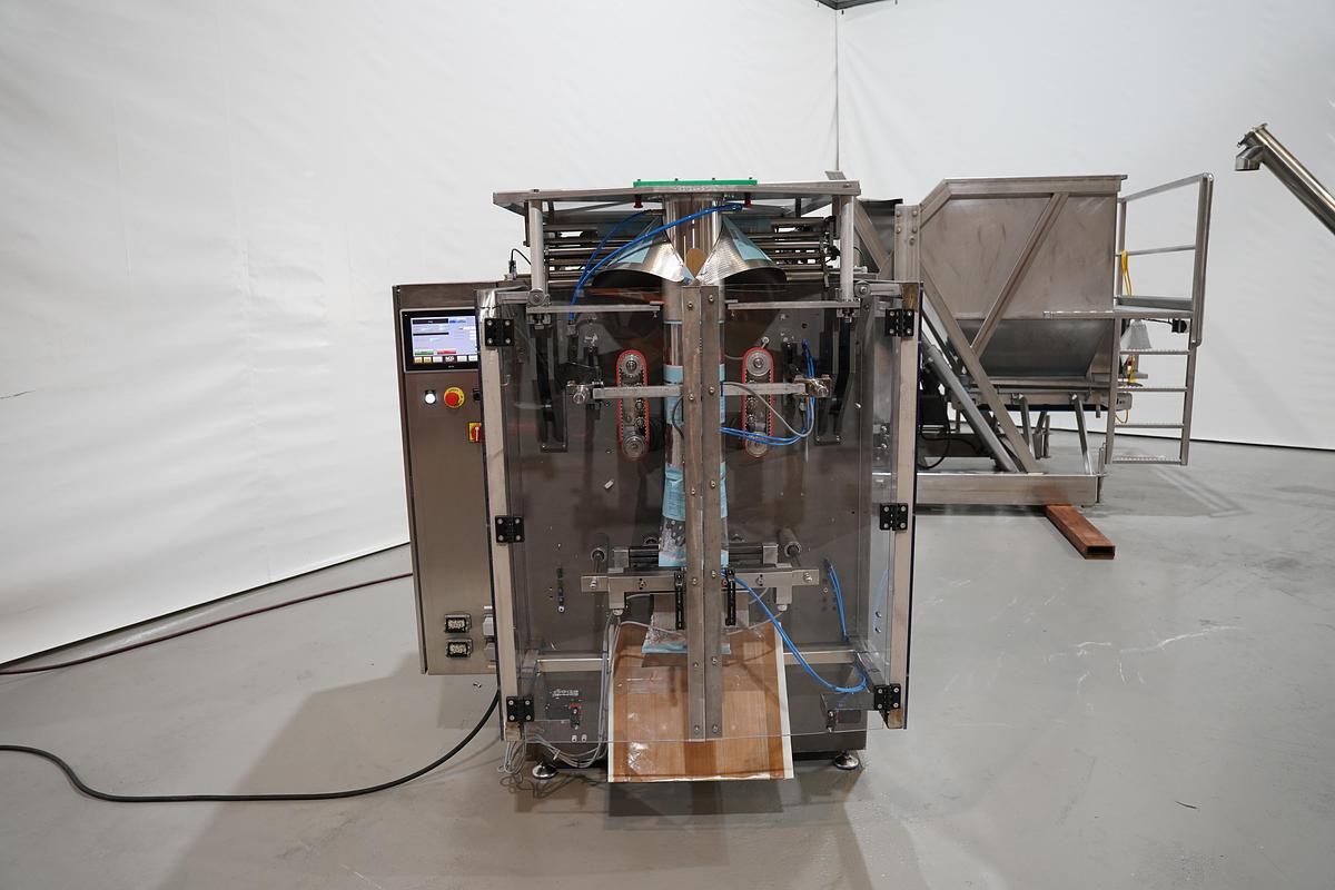 Gebruikt 2005 Wolf-Valmartin verticale verpakkingsmachine