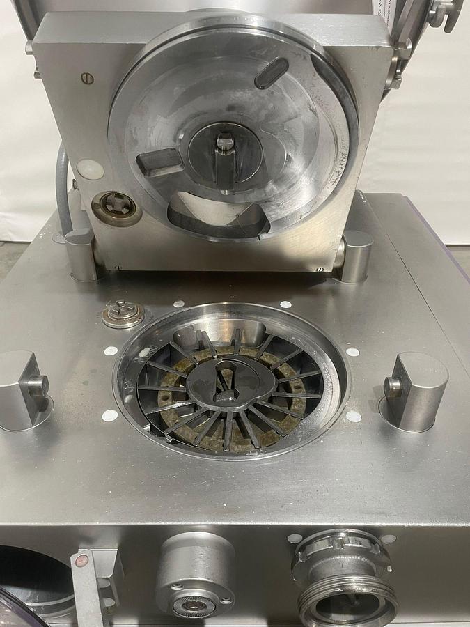 Gebruikt Handtmann Vacuümvuller, VF200B