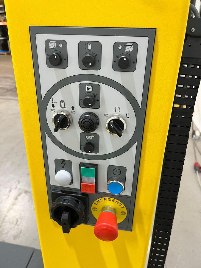 Used 2014 Siat Palletwikkelaar FW 1