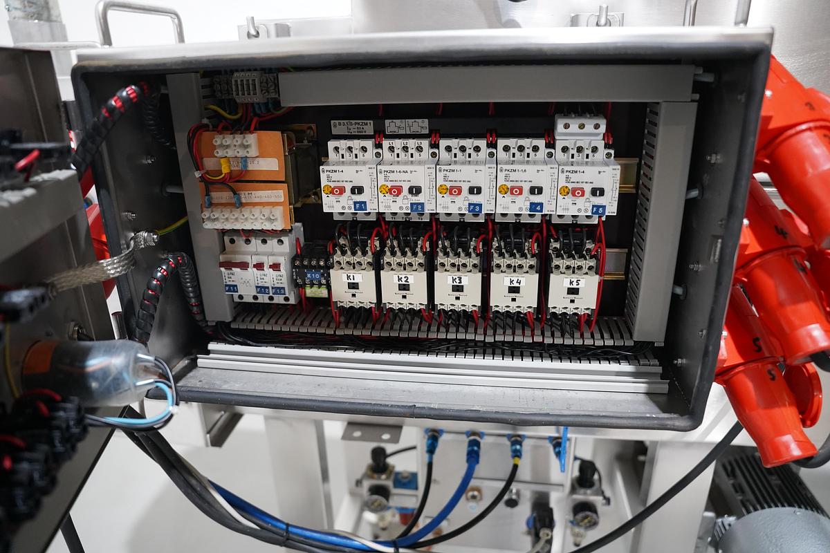 Gebruikt Koppens PRM 400 MEG paneermachine