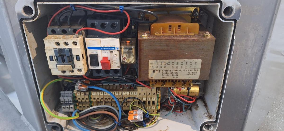 Gebruikt - Kisten Kantelaar