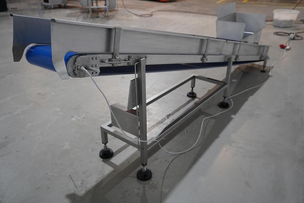 Gebruikt NN Opvoerband met stortbak