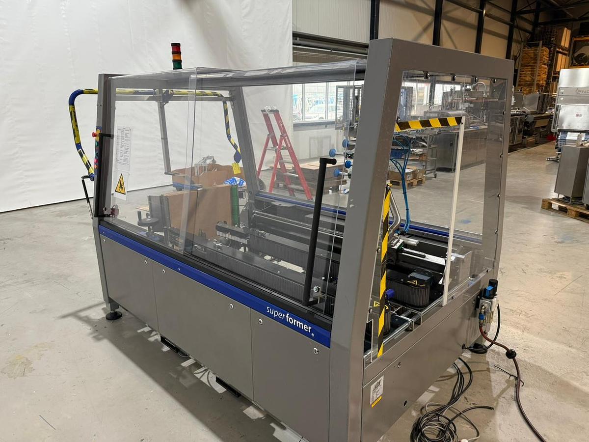 Gebruikt 2009 OK Packaging Systems B.V. Superformer-1 dozenmachine met tape