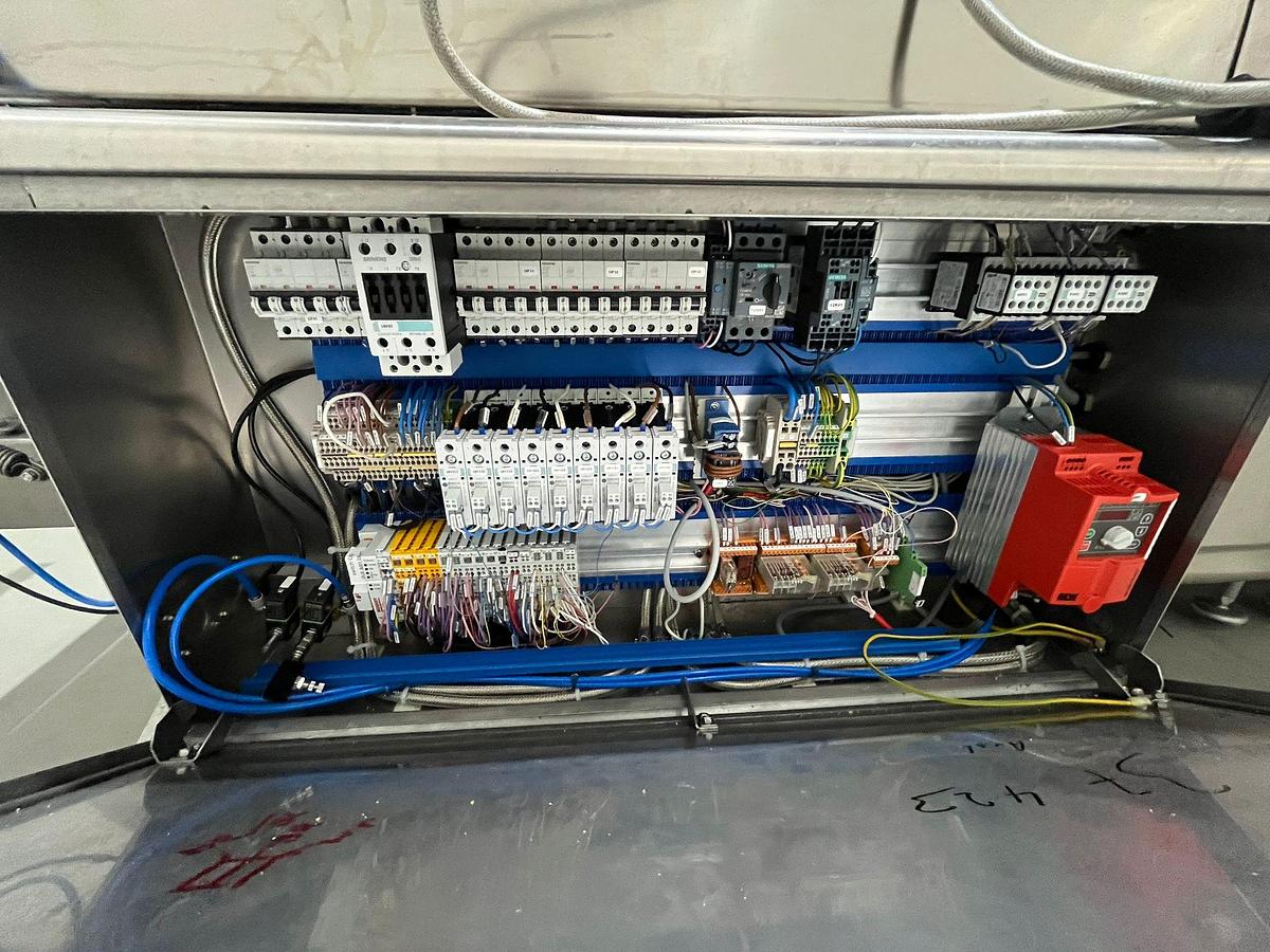 Gebruikt 2008 Multivac Dieptrekverpakkingsmachine R245