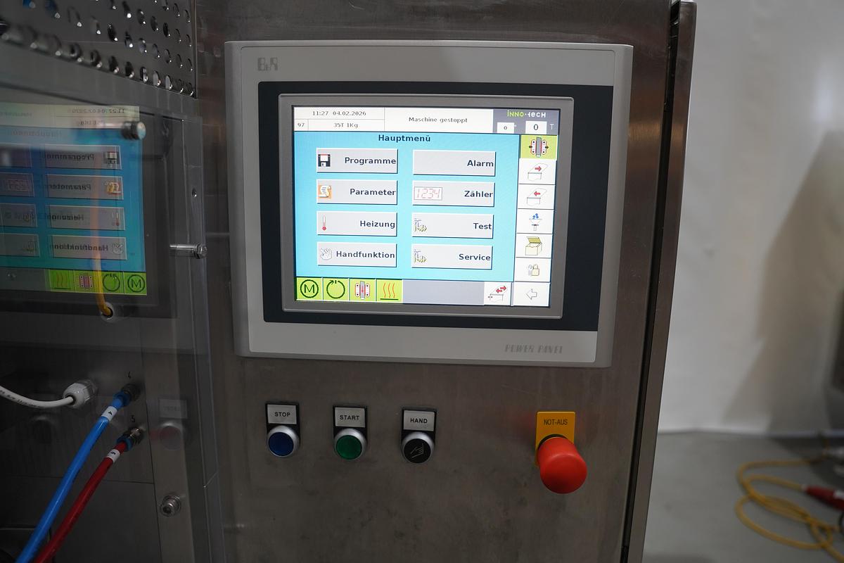 Gebruikt 2017 Innotech  Verticale verpak en sealmachine 2500 REVO E