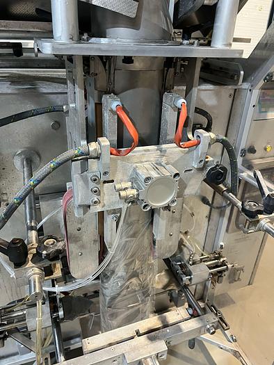 Used 2011 Imasezzadio  Verticale Verpakkingsmachine M92/700