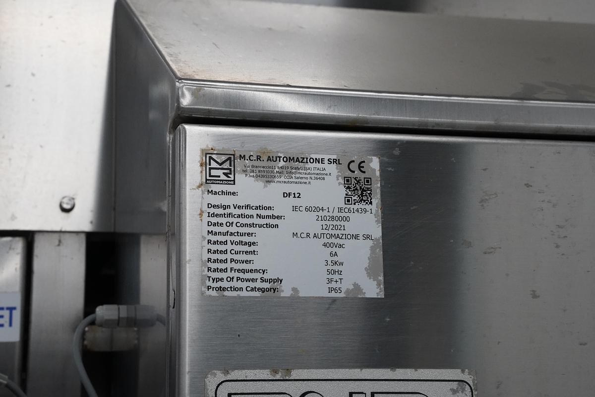 Gebruikt 2021 PND Aardbeiensnijder type, De-clayx machine