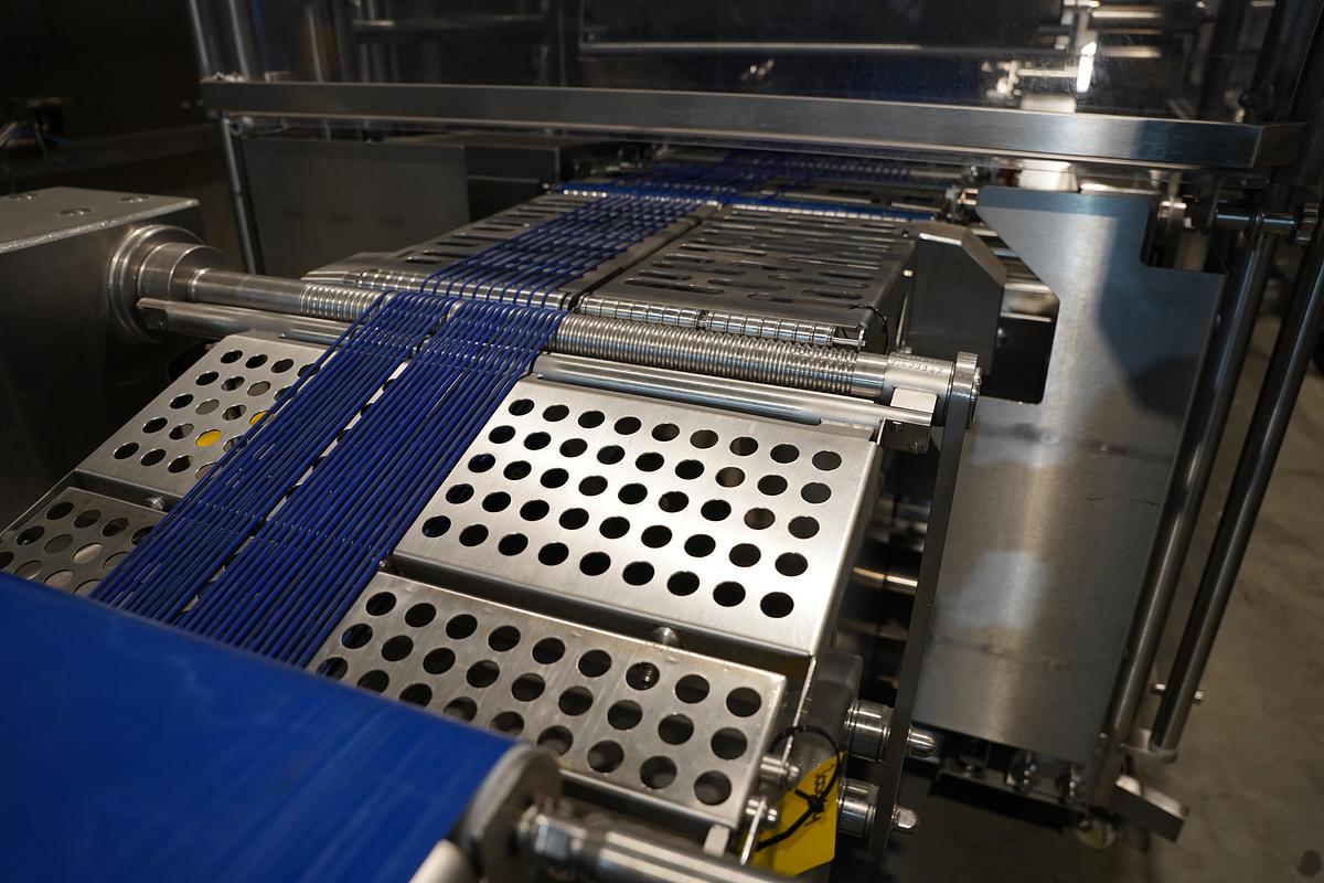 Gebruikt 2011 BG PACK Spa revolver flow packline type BG2800 EWL220-LEFT