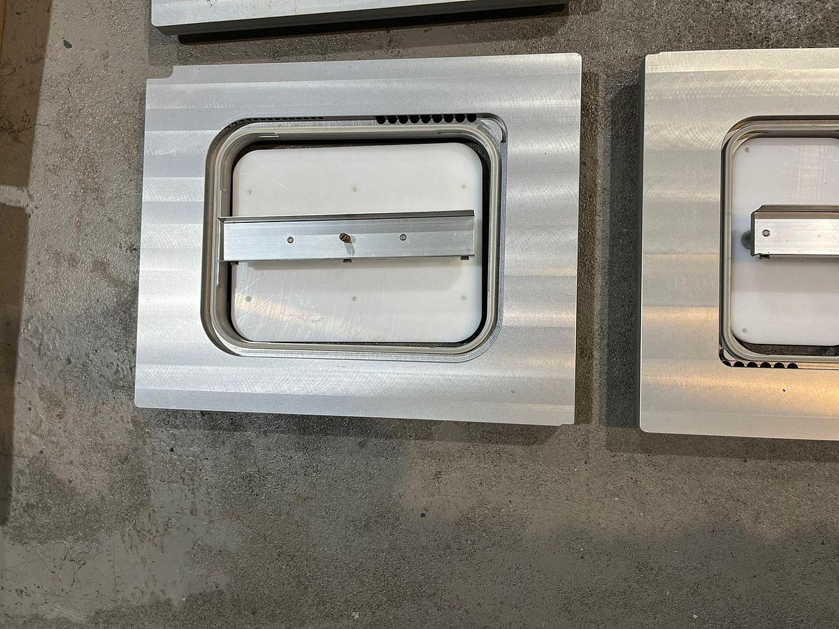 Gebruikt 2021 Multivac T300 traysealer