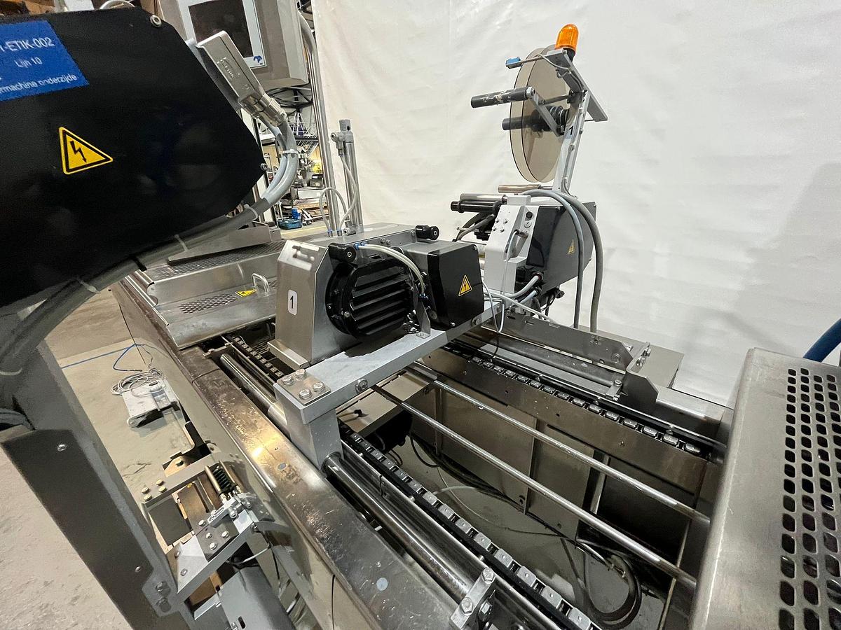 Gebruikt 2008 Multivac Dieptrekverpakkingsmachine R245