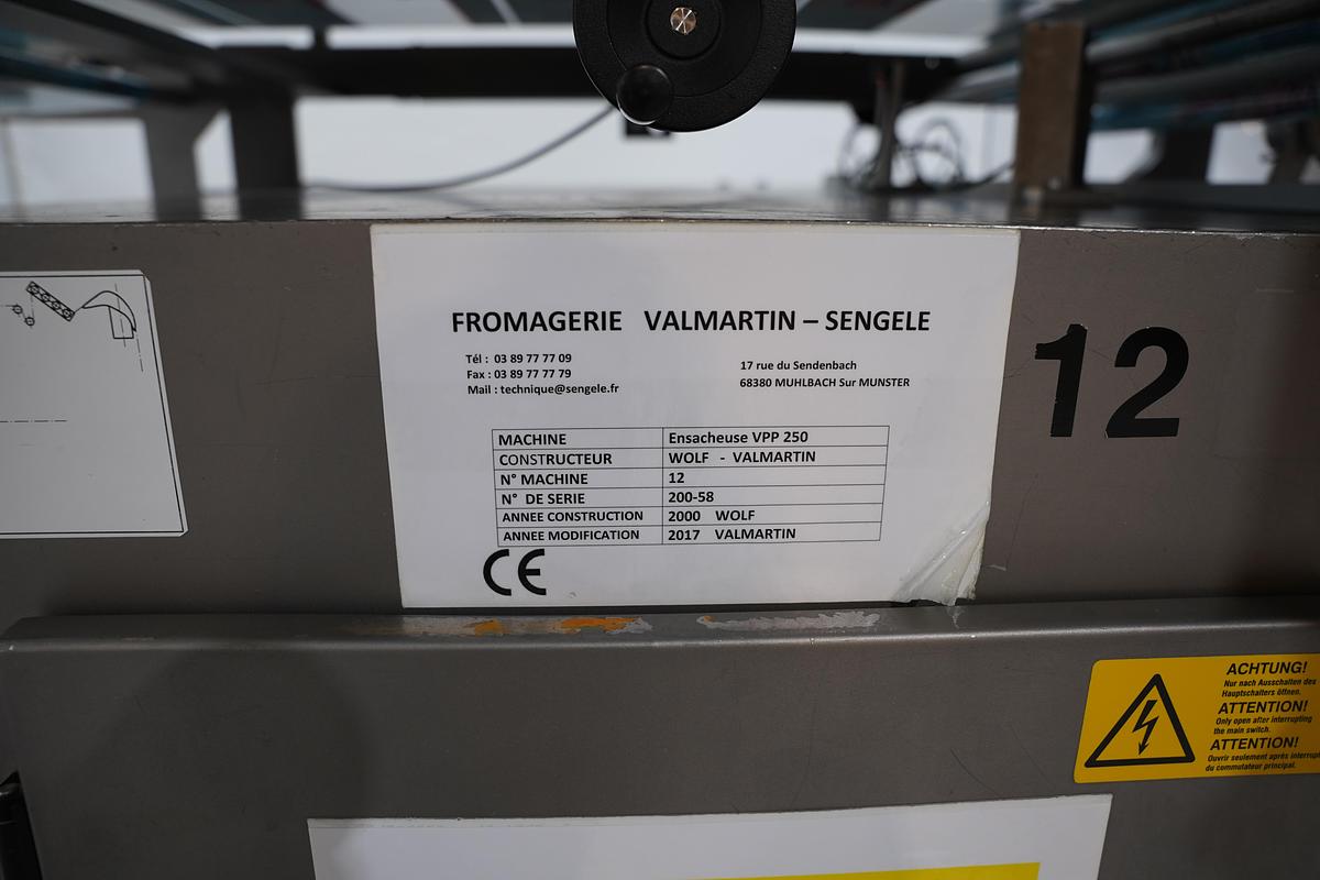 Gebruikt 2000 Wolf-Valmartin verticale verpakkingsmachine