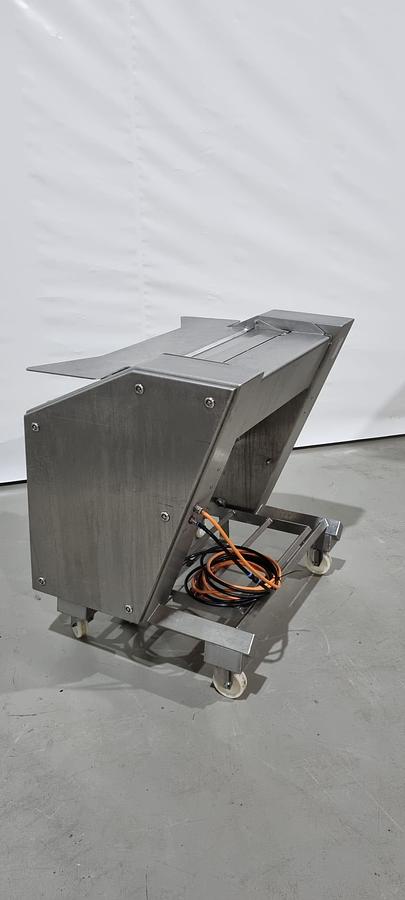 Gebruikt 2018 Maja Onthuidmachine, EVM 5006