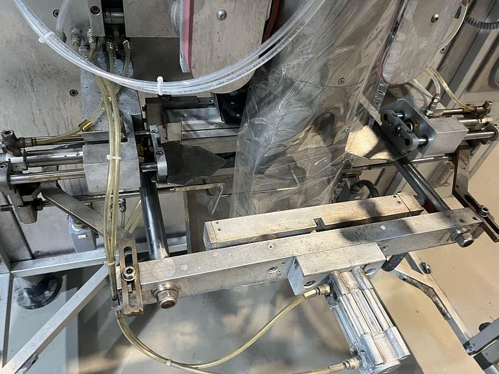 Used 2011 Imasezzadio  Verticale Verpakkingsmachine M92/700