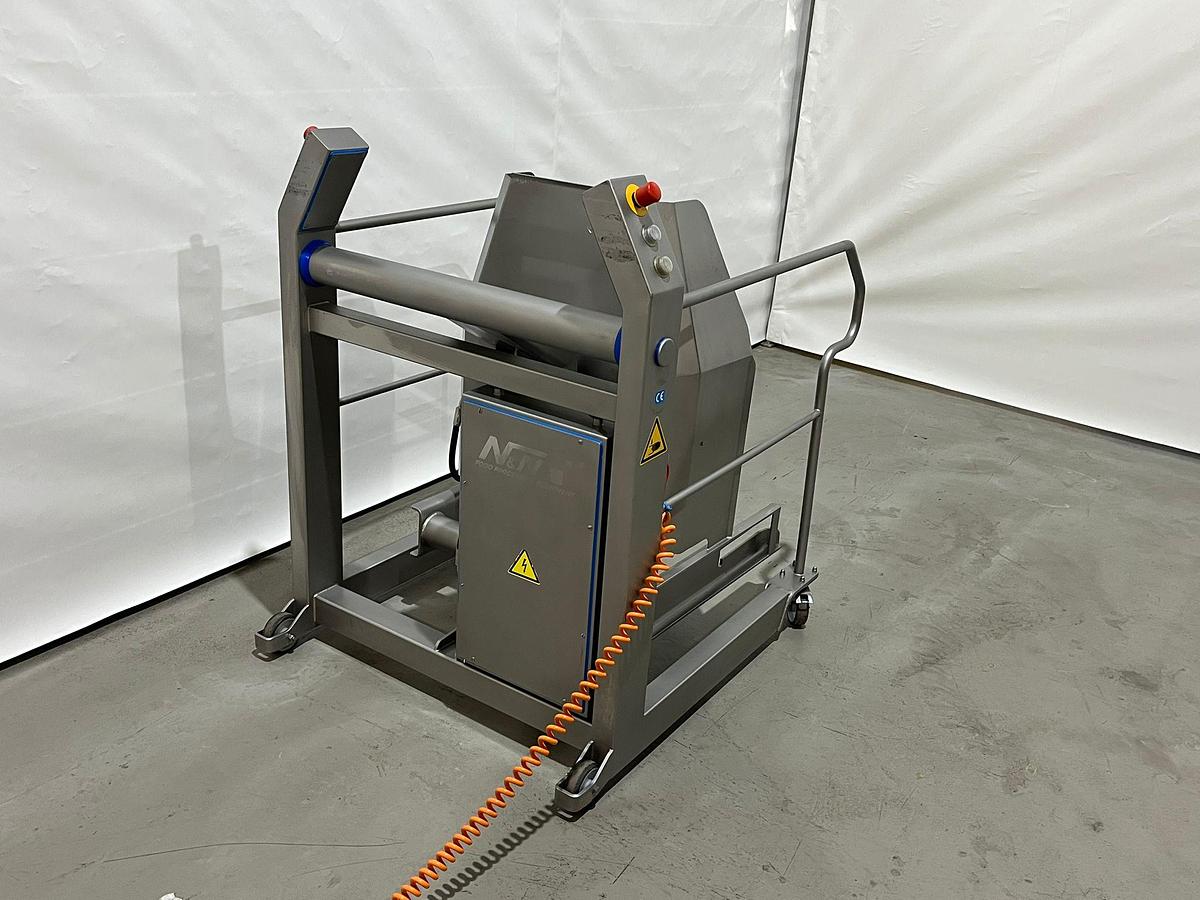 Used 2016 N&N  Normwagen kantelaar/ swing loader pz-3/250