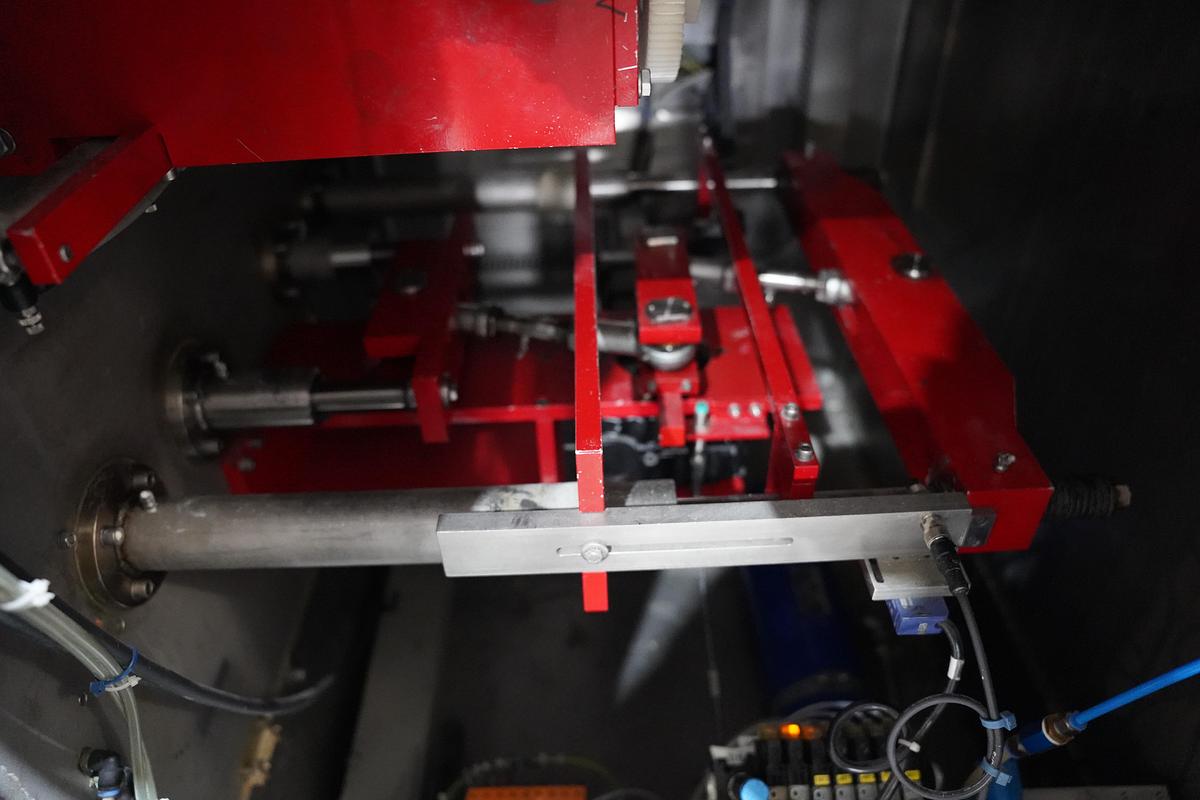 Gebruikt 2005 Wolf-Valmartin verticale verpakkingsmachine