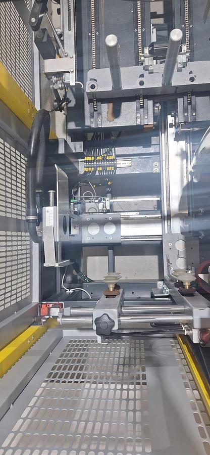 Gebruikt 2011 Siat Dozenvouwer/taper, type F344 SX