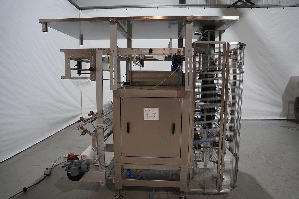 Gebruikt 2021 Inno-tech Verticale verpak en sealmachine 3800 REVO