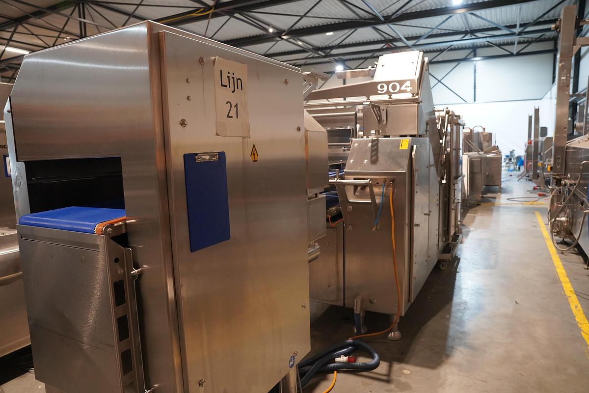 Gebruikt 2011 BG PACK Spa revolver flow packline type BG2800 EWL220-LEFT