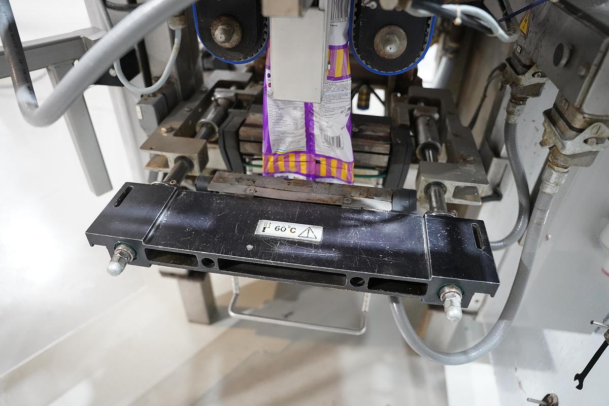 Gebruikt 1991 Bosch SVB 2500A verticale verpakkingsmachine
