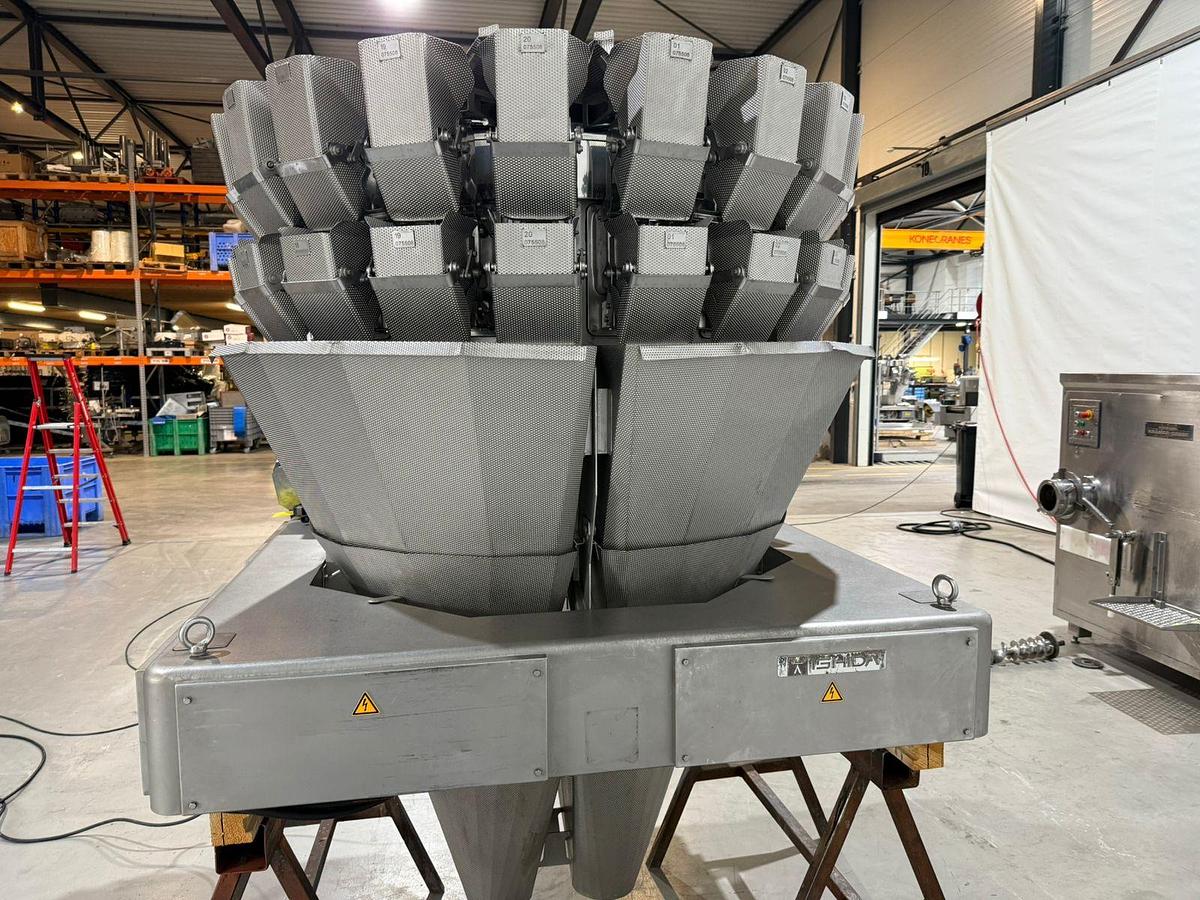 Gebruikt 2007 Ishida Multihead weger, CCW-R-220W-1D/30-WP