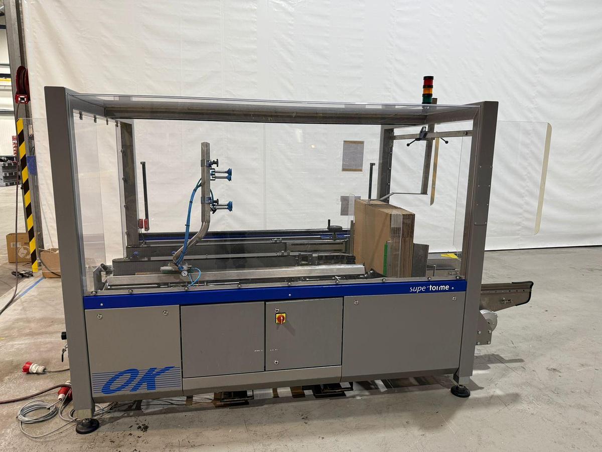 Gebruikt 2010 OK Packaging Systems B.V. Superformer-1 dozenmachine met tape