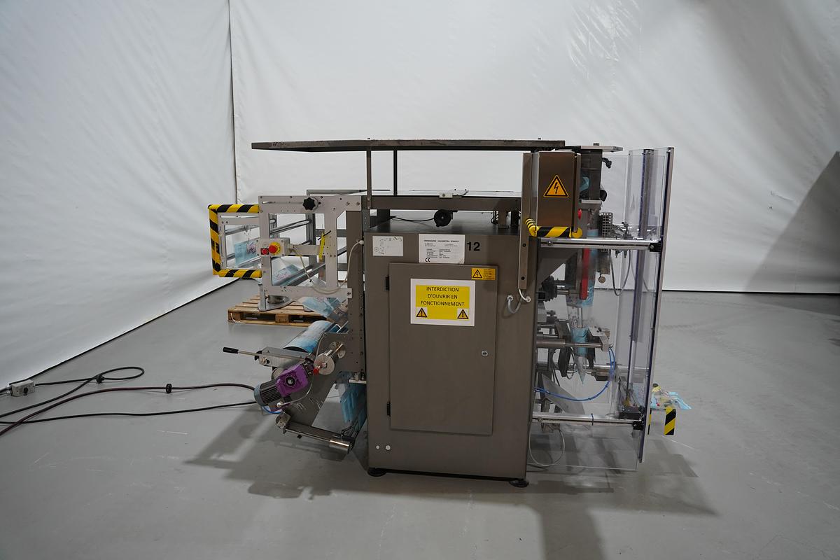 Gebruikt 2000 Wolf-Valmartin verticale verpakkingsmachine