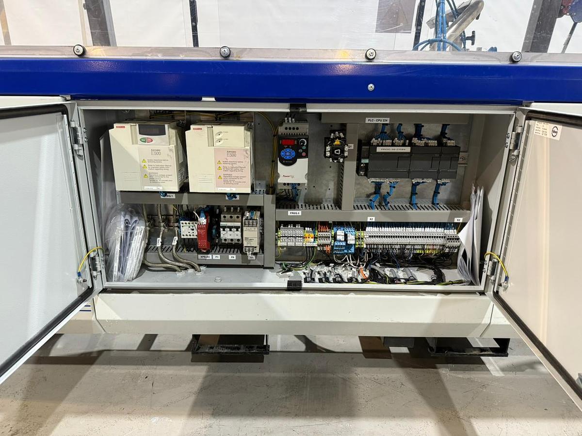 Gebruikt 2006 OK Packaging Systems B.V. Superformer-1 dozenmachine met tape