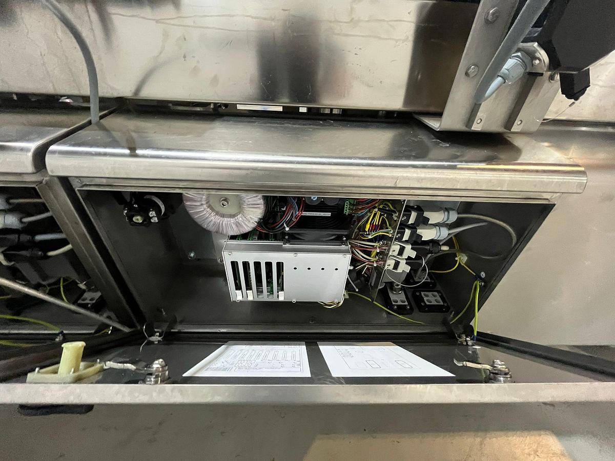 Gebruikt 2008 Multivac Dieptrekverpakkingsmachine R245