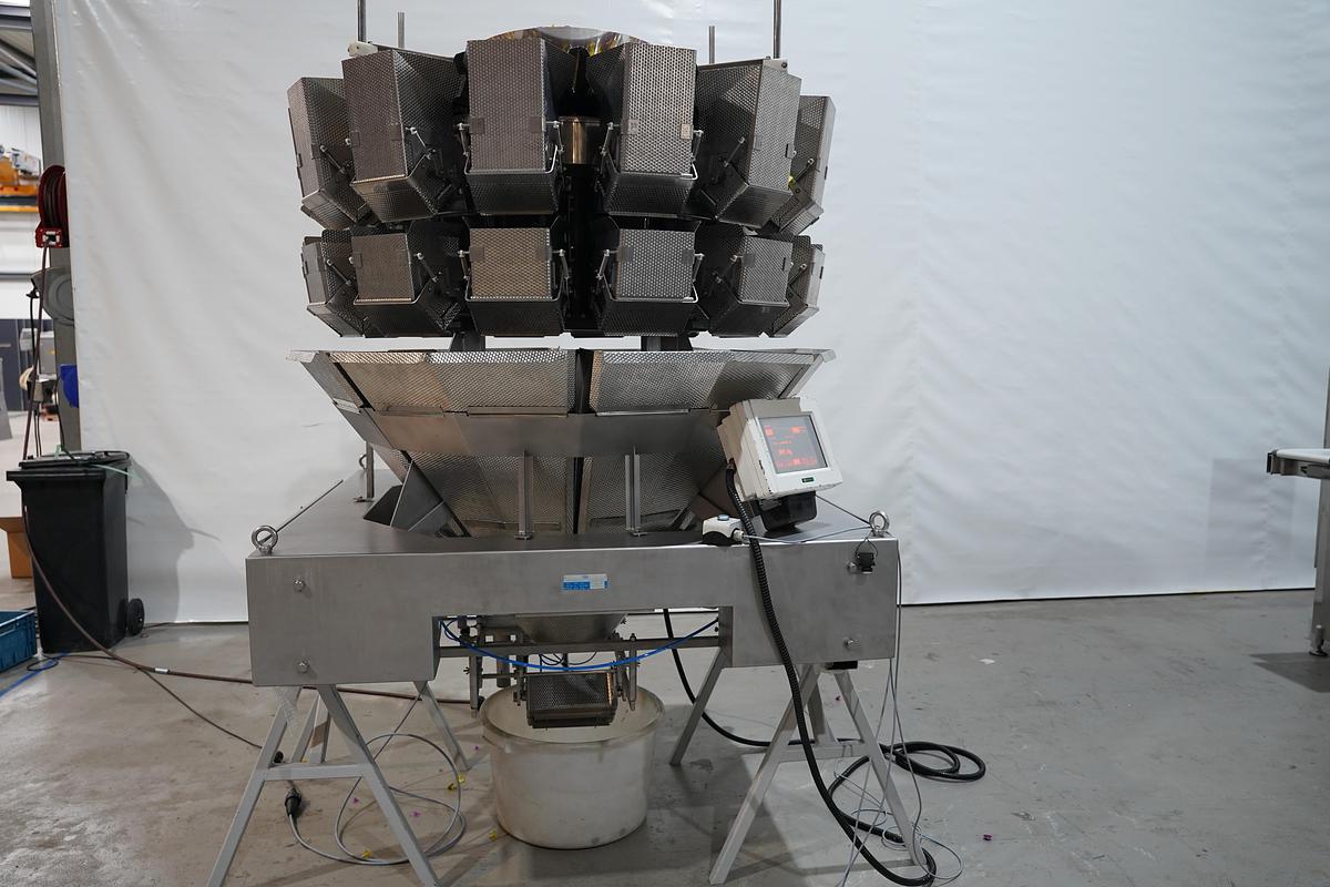 Gebruikt 1999 Ishida Multihead weger, CCW-RZ-214W-S/60-WP