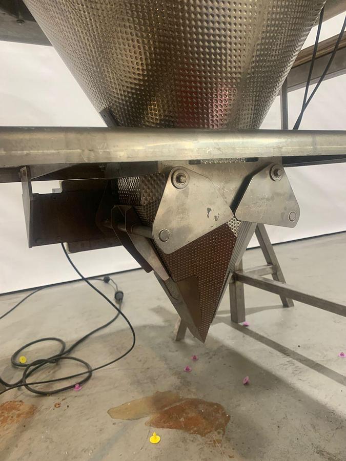 Used Yamato Dataweigh Multihead weger, ADW 514-SWH