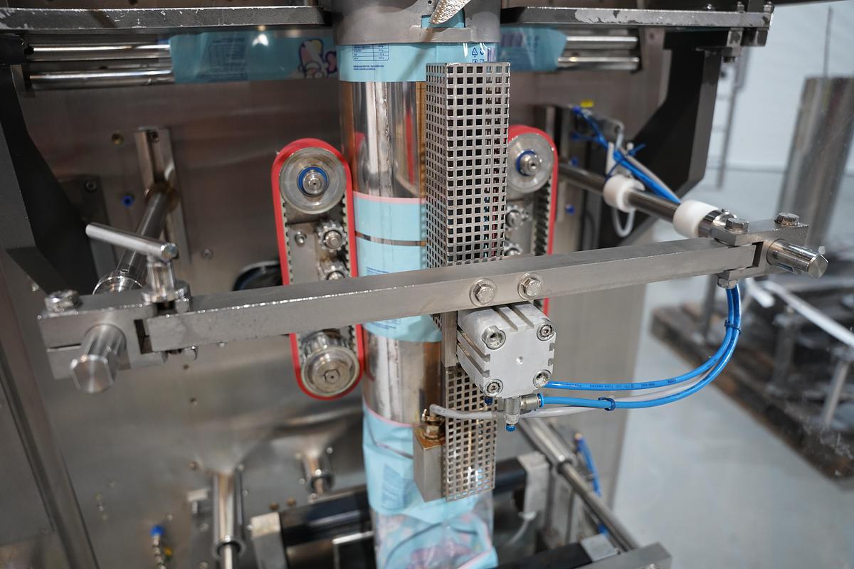 Gebruikt 2005 Wolf-Valmartin verticale verpakkingsmachine