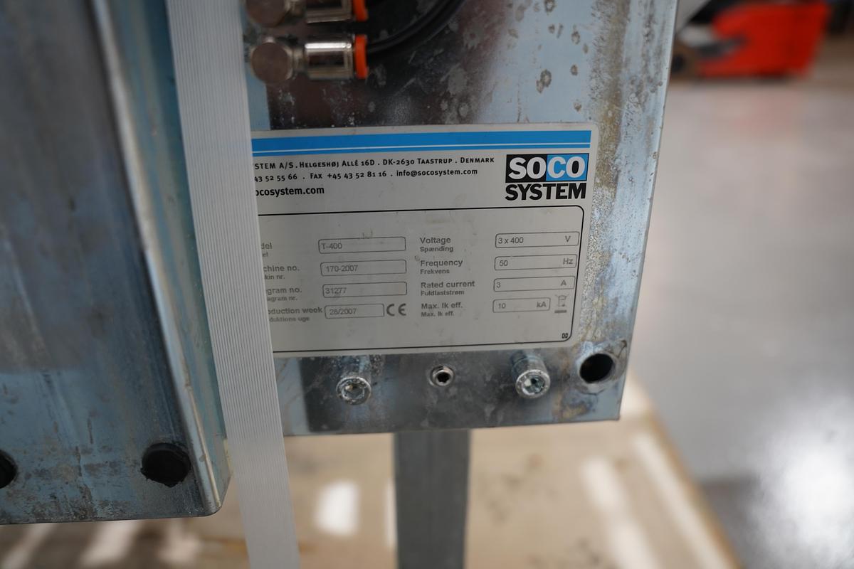 Gebruikt 2007 Soco T-400 dozensluitmachine